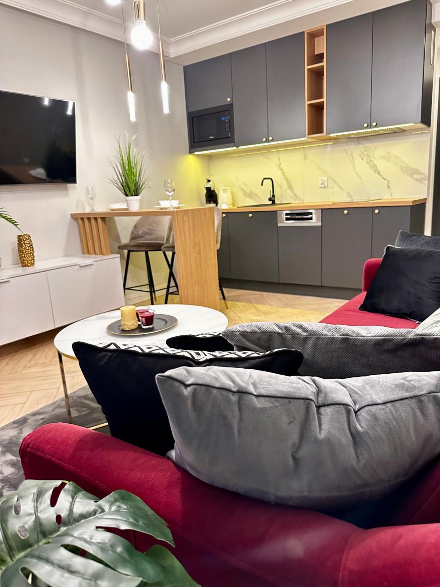 Apartamenty Kielce- Apartament Saphire Przy Zalew Kielecki, Faktura, Parking, Centrum Екстер'єр фото