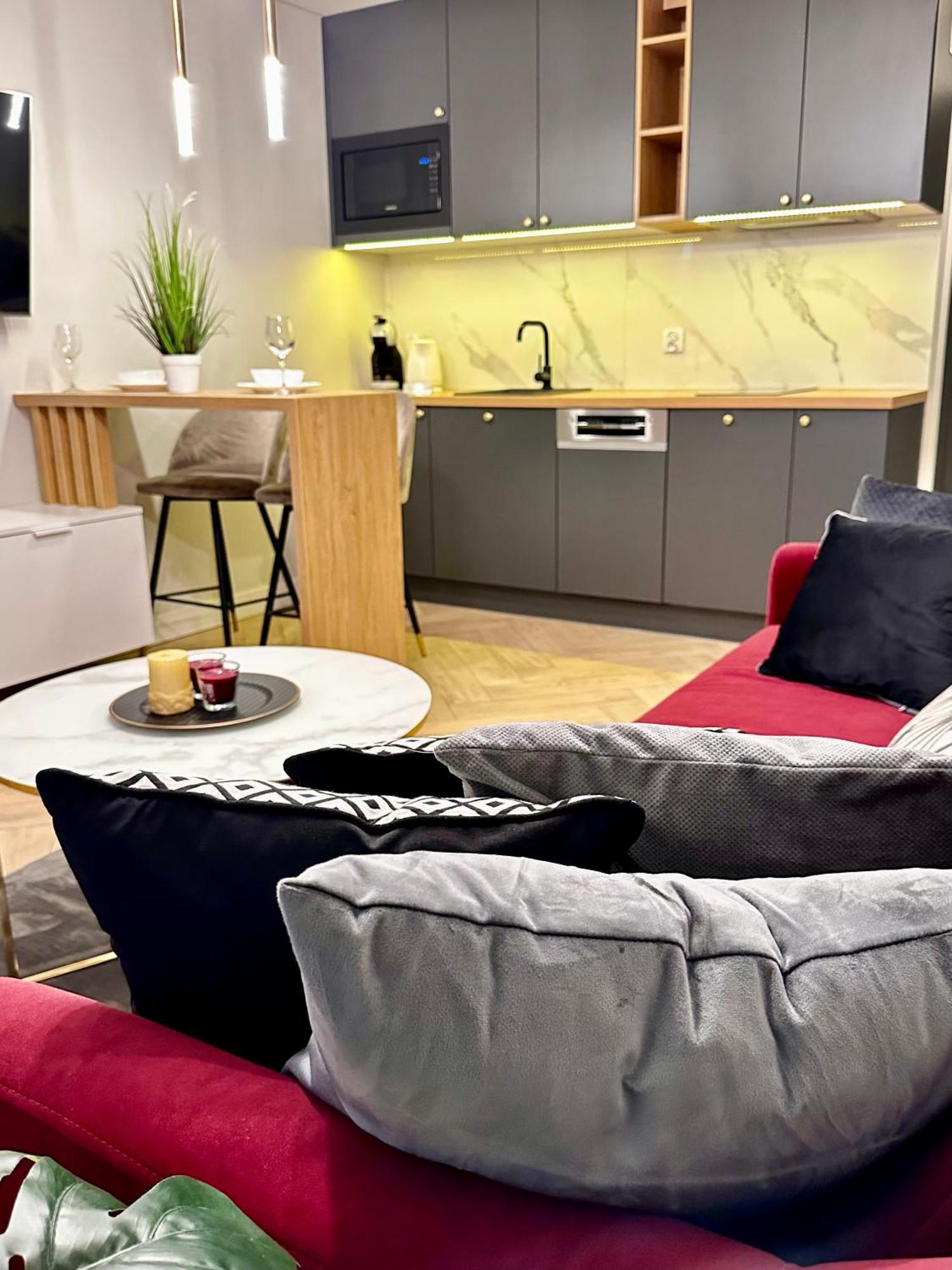Apartamenty Kielce- Apartament Saphire Przy Zalew Kielecki, Faktura, Parking, Centrum Екстер'єр фото