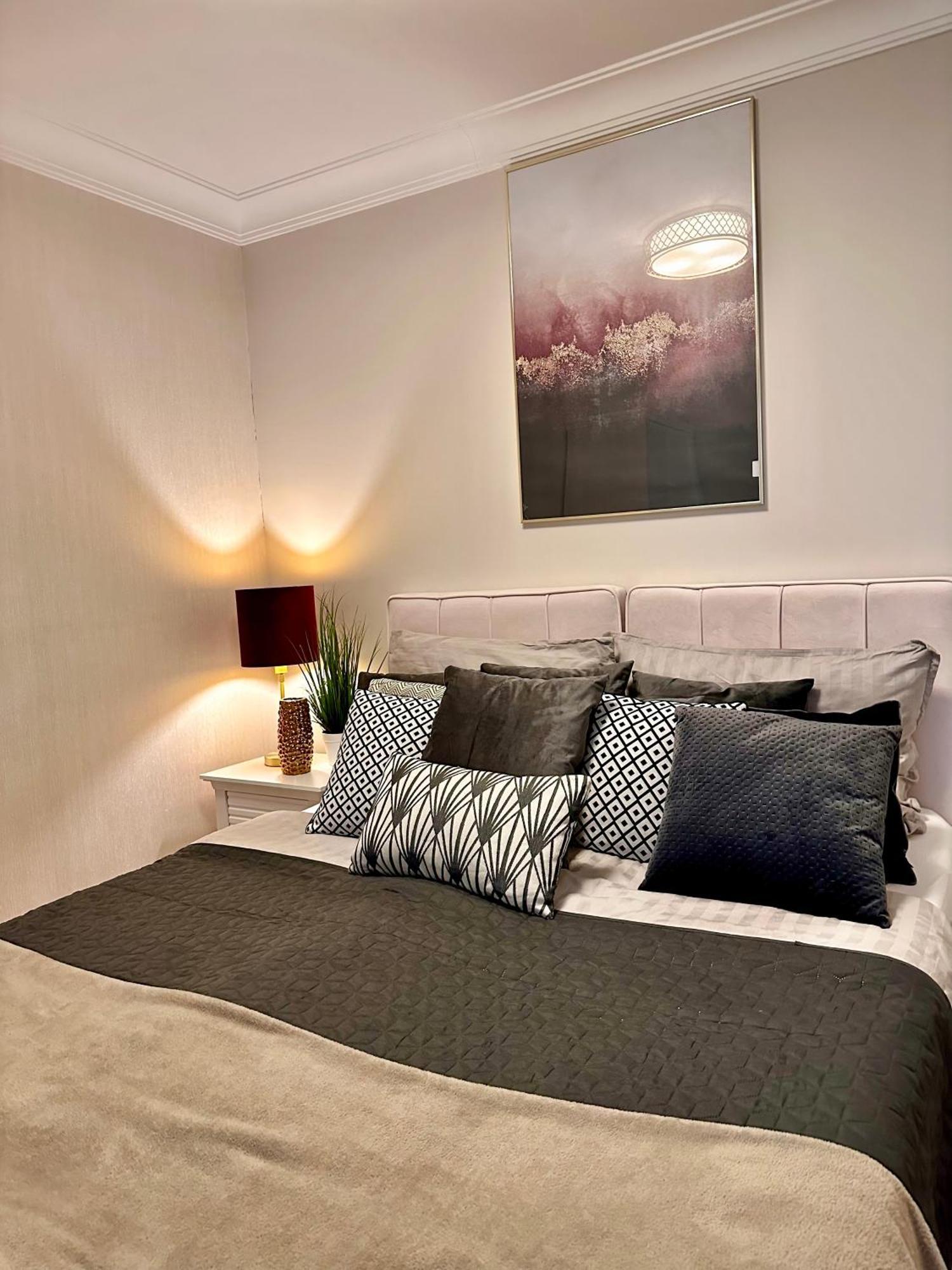 Apartamenty Kielce- Apartament Saphire Przy Zalew Kielecki, Faktura, Parking, Centrum Екстер'єр фото